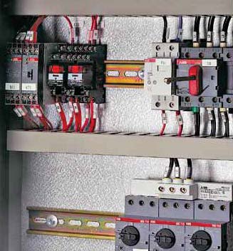 Tủ điện điều khiển MC1 - Công Ty TNHH Kỹ Thuật Điện - Tự Động Hóa A&E