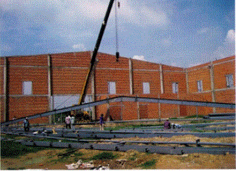 Lắp dựng khung kèo thép tại công trình - Xây Dựng Thiên Phát Lộc - Công Ty TNHH Cơ Khí Xây Dựng Thiên Phát Lộc