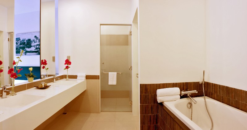 Bathroom - Khách Sạn Hội An -  Chi Nhánh Công Ty CP Du Lịch - DV Hội An