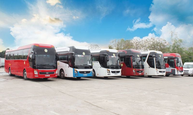 Dịch vụ thuê xe 45 chỗ - Du Lịch Việt - Công Ty Cổ Phần Truyền Thông Du Lịch Việt