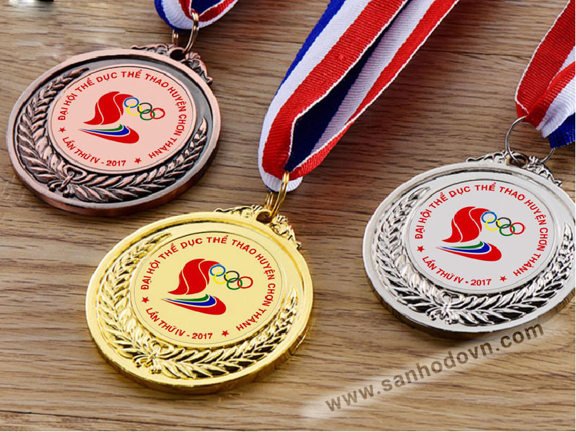 Huy chương - In ấn San Hô Đỏ  - Công Ty Trách Nhiệm Hữu Hạn Thương Mại Dịch Vụ San Hô Đỏ