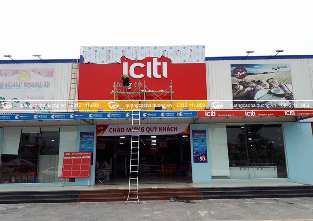 Thi công biển quảng cáo siêu thị