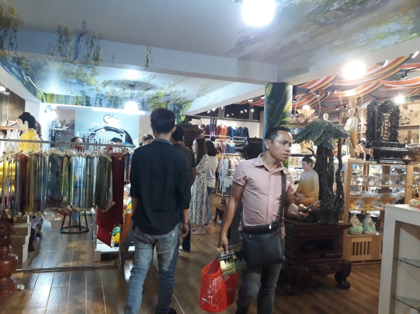 Hình ảnh Showroom Hoa Tiên