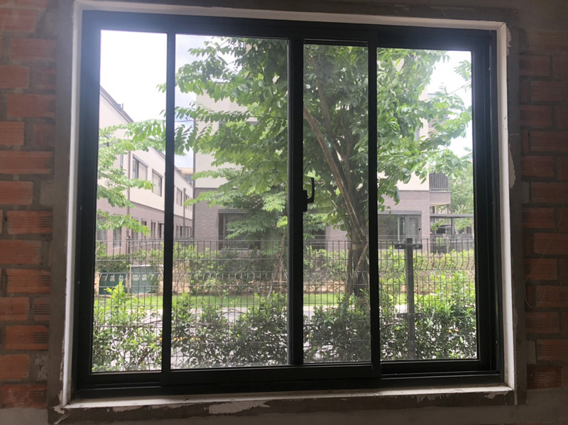 Cửa lưới chống côn trùng