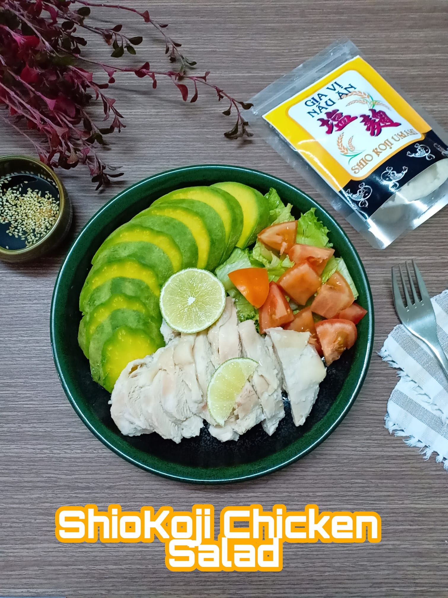 Salad ức gà Shio Koji