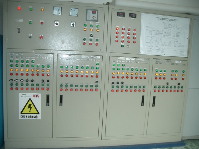 Tủ điện - Công Ty TNHH Công Nghệ Nước Trong