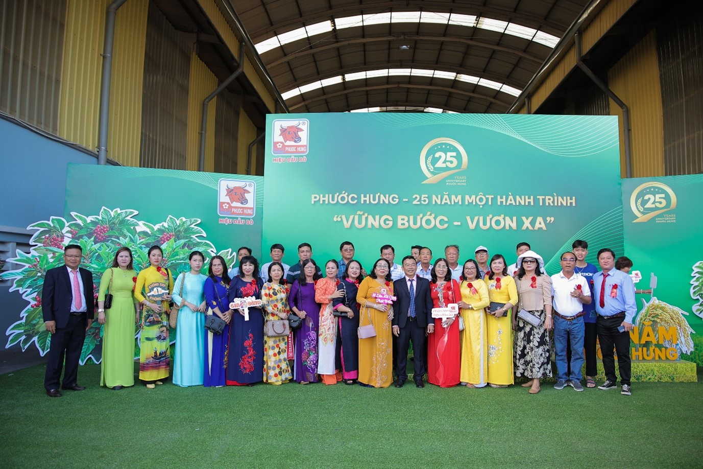 Hình ảnh công ty phân bón Phước Hưng - Phân Bón Phước Hưng - Công Ty TNHH Thương Mại - Sản Xuất Phước Hưng