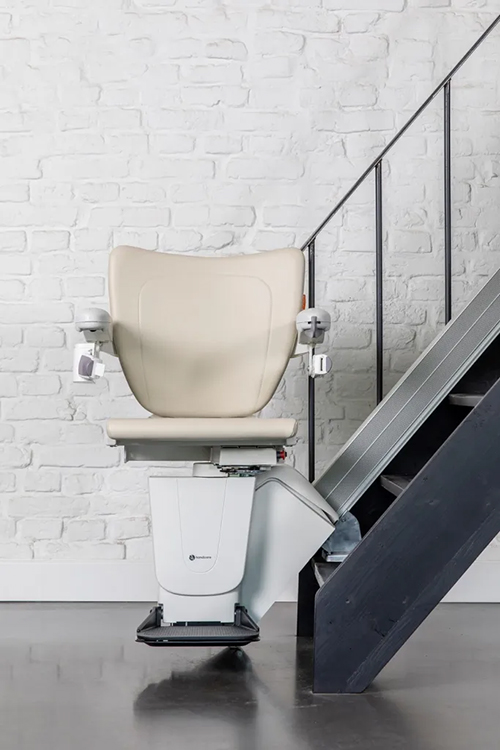 Stairlift - Thang Máy SEM - Công Ty TNHH Thiết Bị Và Dịch Vụ Kỹ Thuật SEM