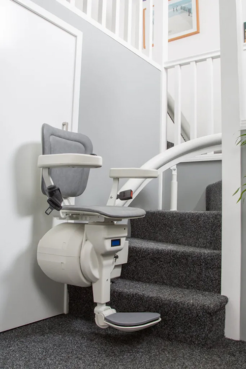 Stairlift - Thang Máy SEM - Công Ty TNHH Thiết Bị Và Dịch Vụ Kỹ Thuật SEM