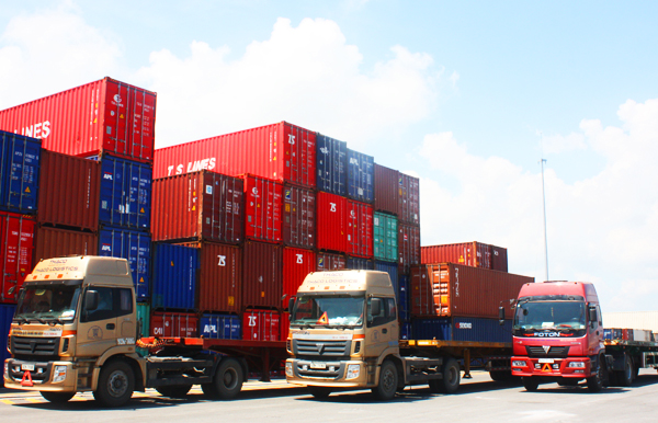 Vận tải container - Vận Tải E & F - Công Ty Cổ Phần Thương Mại Dịch Vụ Vận Tải E & F