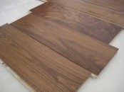Sàn gỗ óc chó - Ván ép Hoàng Phúc - Công Ty Cổ Phần Sản Xuất Ván Sàn Hoàng Phúc