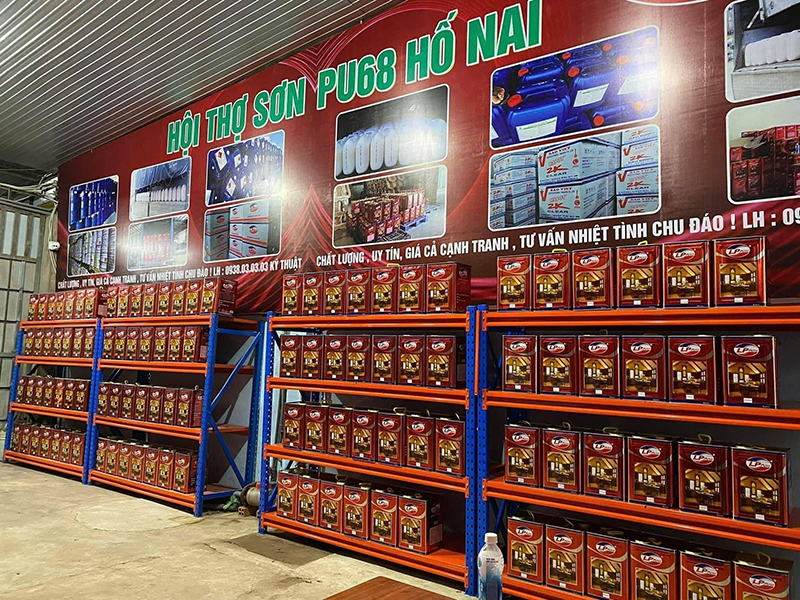 Kho và nguyên vật liệu công ty Sơn Lộc Phát PU68
