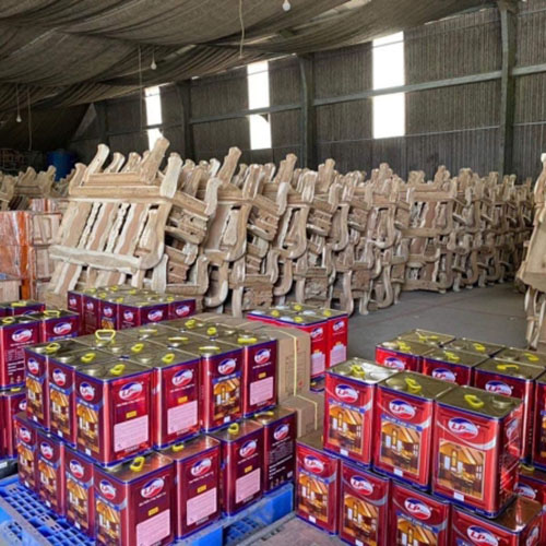 Kho và nguyên vật liệu công ty Sơn Lộc Phát PU68