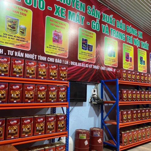 Kho và nguyên vật liệu công ty Sơn Lộc Phát PU68