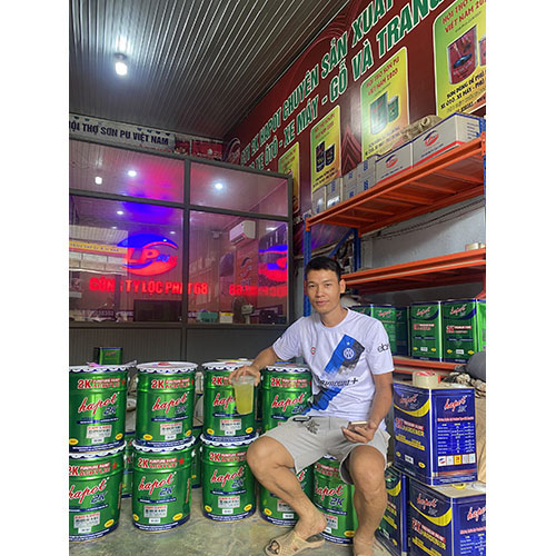 Hình ảnh kho hàng công ty Sơn Lộc Phát PU68