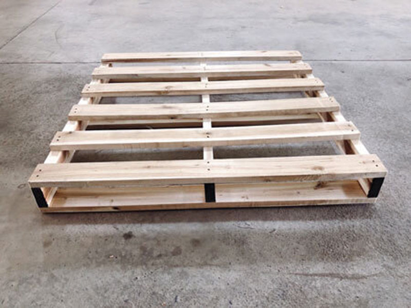 Pallet gỗ