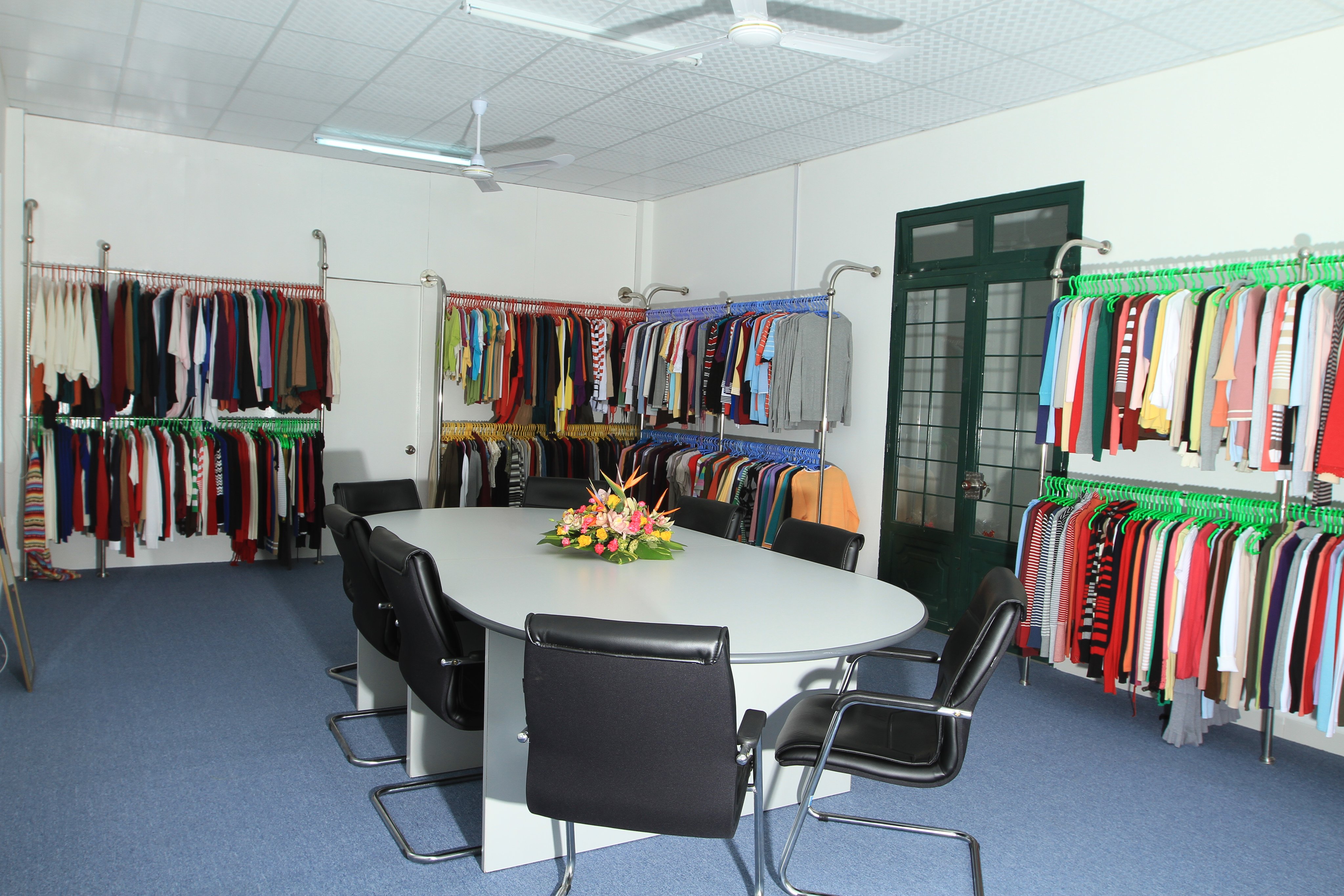 Hình ảnh Showroom Đà Lạt Apex