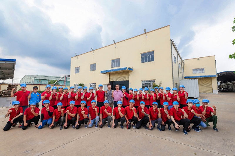 Hình ảnh nhà xưởng sản xuất Phú Bình - In Màng Co Vạn Phú Bình - Công Ty TNHH Sản Xuất - Thương Mại - Dịch Vụ Vạn Phú Bình