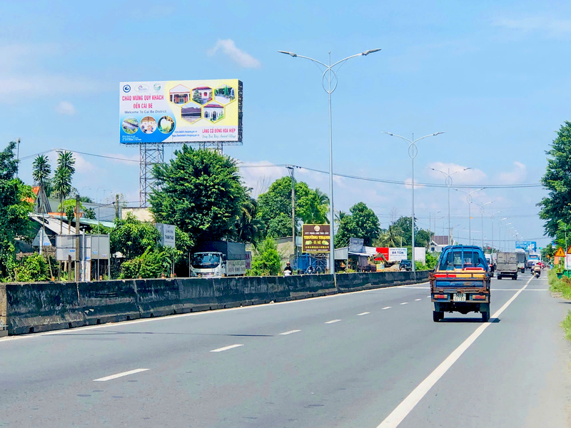 Bảng hiệu Pano quảng cáo ngoài trời