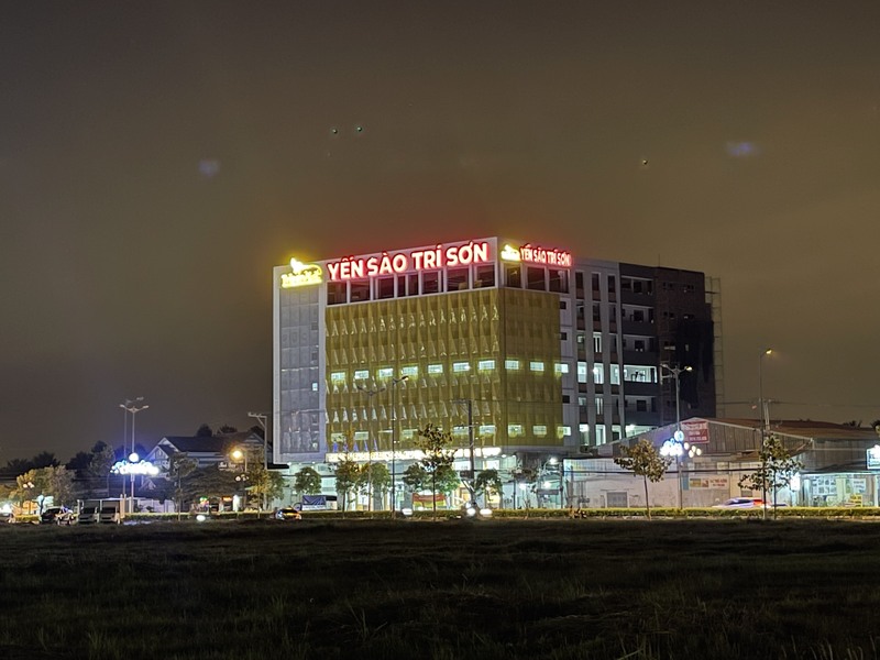 Bảng hiệu chữ có đèn