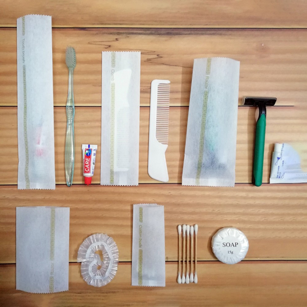 Bộ đồ dùng túi vải không dệt - Đồ Dùng Khách Sạn Quân Phúc - Công Ty Trách Nhiệm Hữu Hạn Quân Phúc