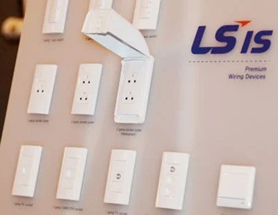 Công tắc ổ cắm LS