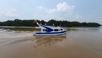 Du thuyền composite - Công Ty Cổ Phần Kiên Giang Composite