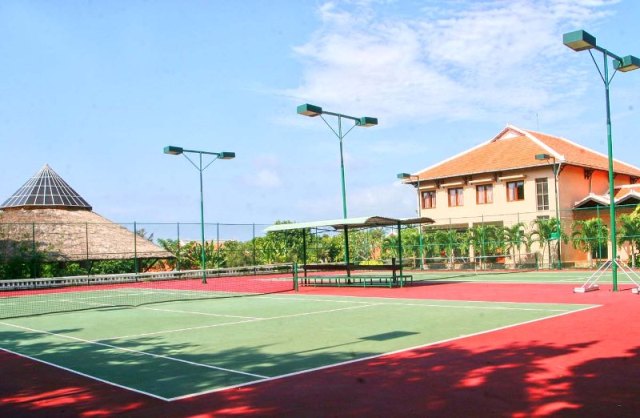Sân tennis - Long Hải Beach Resort - Công Ty TNHH TM DV DK Thiên Thanh Long Hải
