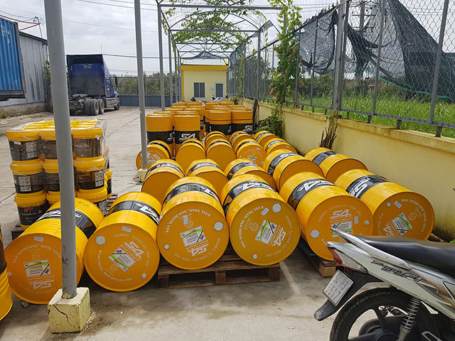 Hình ảnh kho hàng Chí Trung - Dầu Nhớt Chí Trung - Công Ty TNHH Sản Xuất Thương Mại Dịch Vụ Chí Trung