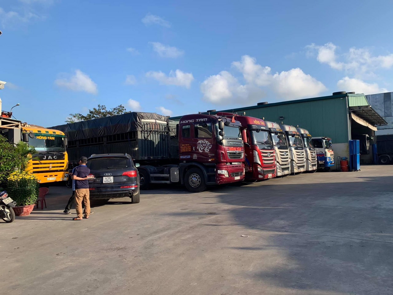  - Hồng Tâm - Công Ty TNHH Thương Mại & Dịch Vụ Vận Tải Hồng Tâm