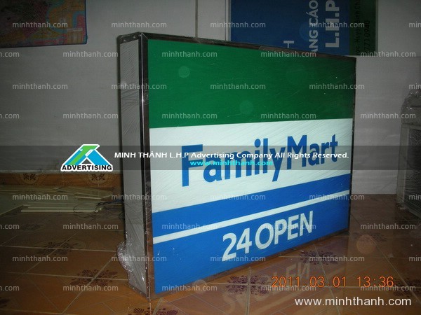 Hộp đèn Family Mart - Bảng Hiệu Quảng Cáo Minh Thành L.H.P - Công Ty TNHH Quảng Cáo Minh Thành L.H.P