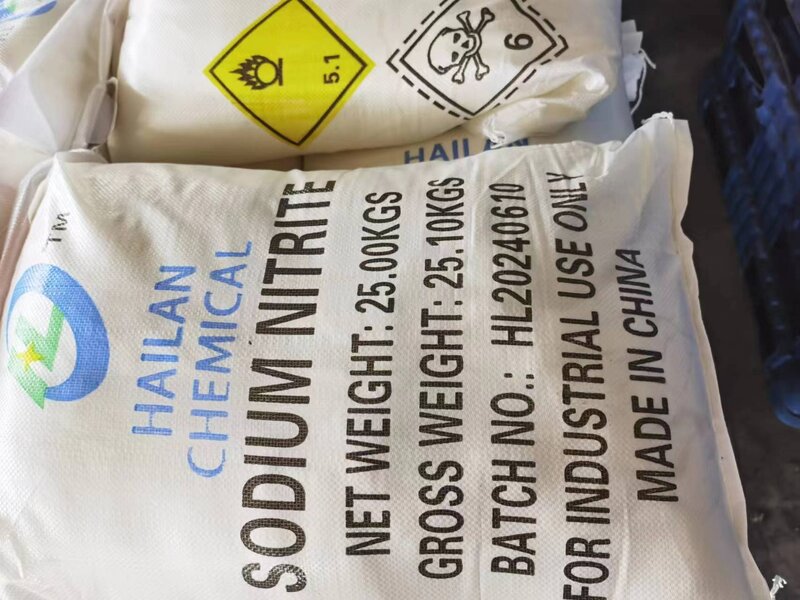 Natri Nitrite