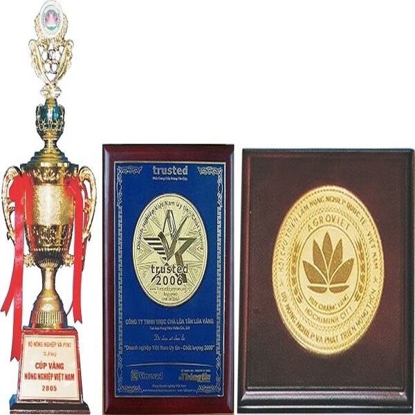 Con lăn cao su dùng cho trống nhôm hoặc vật liệu trống đúc - Trục Chà Lúa Tân Lúa Vàng - Công Ty TNHH Trục Chà Lúa Tân Lúa Vàng