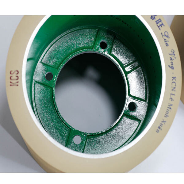 Con lăn cao su máy xay gạo - Trục Chà Lúa Tân Lúa Vàng - Công Ty TNHH Trục Chà Lúa Tân Lúa Vàng