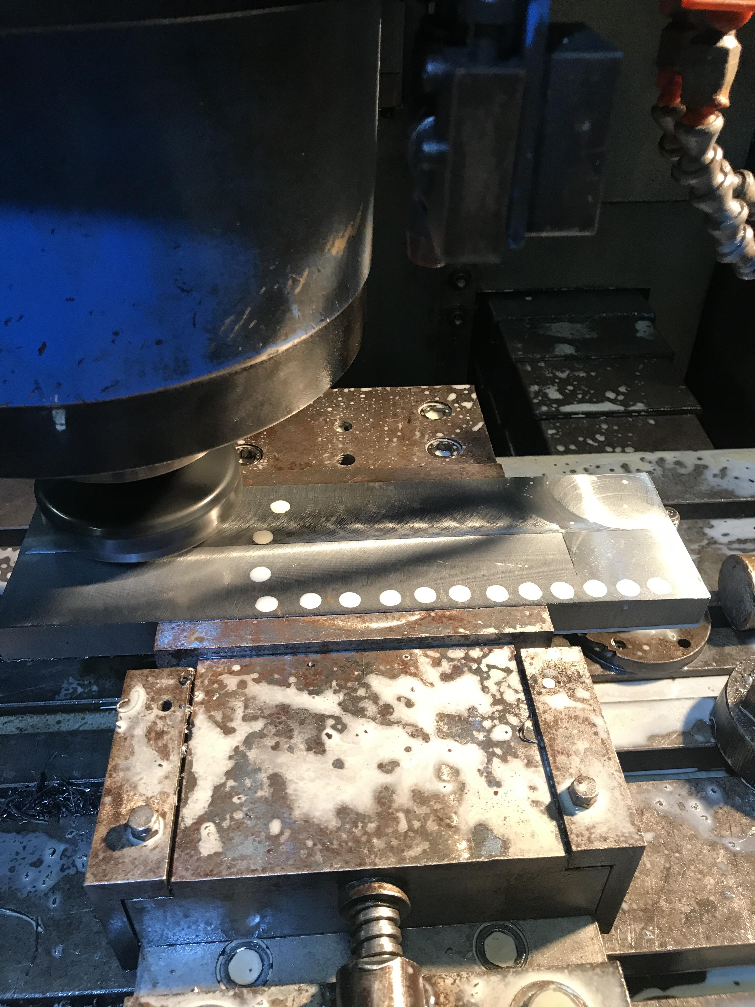 Gia công cơ khí theo yêu cầu