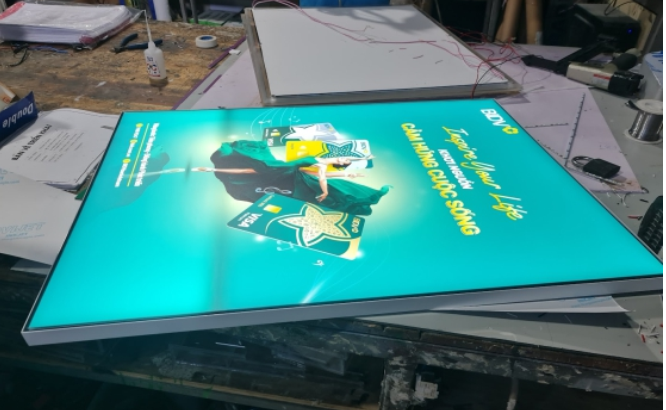 Poster siêu mỏng - Quảng Cáo Hồng Phúc - Công Ty TNHH Dịch Vụ Sản Xuất Thương Mại Quảng Cáo Hồng Phúc