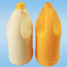 Can nhựa