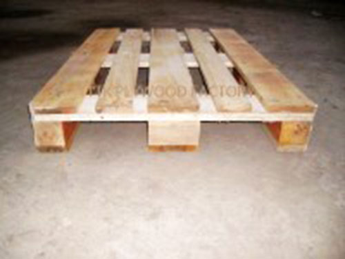 Pallet gỗ keo - Công Ty TNHH TTTK