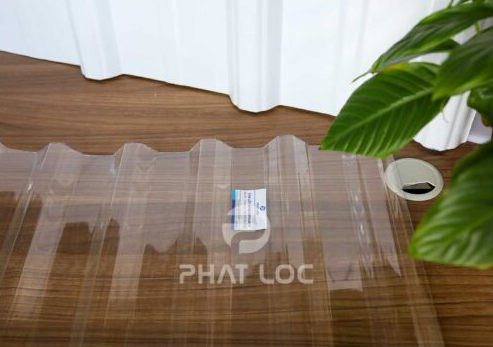 Tấm lợp lấy sáng polycarbonate Newlight