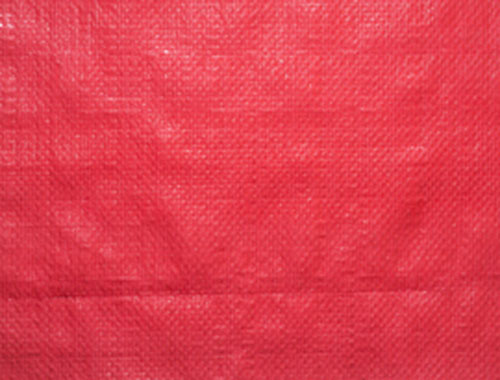 Bạt Tarpaulin đỏ - Nhà Máy Sản Xuất Bao Bì Bạt Nhựa Tú Phương