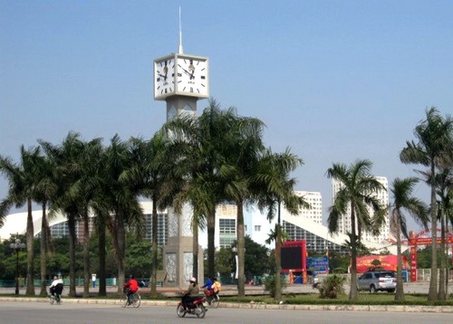 Đồng hồ công cộng - Công Ty TNHH Kỹ Nghệ Quang Phổ