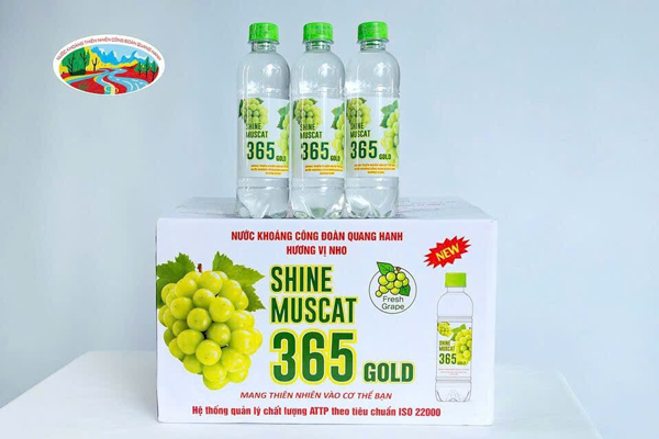 Nước khoáng nho Shine Muscat 360 Gold - Nước Khoáng Chanh Muối - Công Ty TNHH 1 Thành Viên Nước Khoáng Công Đoàn Quang Hanh