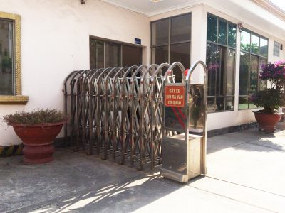 Cổng xếp inox TC2014