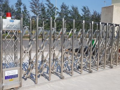 Cổng xếp inox TC2020