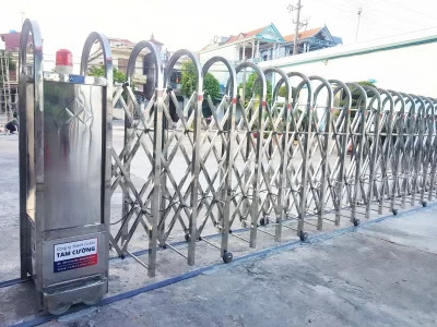 Cổng xếp inox TC1999