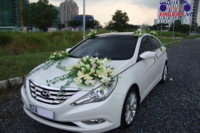 Xe cưới Hyundai Sonata - HaNoi TSC - Công Ty Cổ Phần Thương Mại Dịch Vụ Vận Chuyển HaNoiTrans