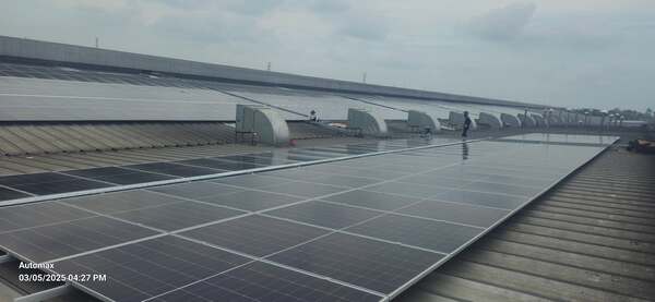 Pin năng lượng mặt trời - Công Ty TNHH Thiết Bị - Tự Động Hóa Thái Bình