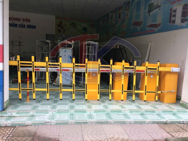 Lắp đặt cổng barie - Inox Tùng Khánh - Công Ty Cổ Phần Sản Xuất Và Thương Mại Tùng Khánh