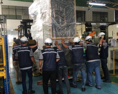 Di dời, lắp đặt hàng hóa