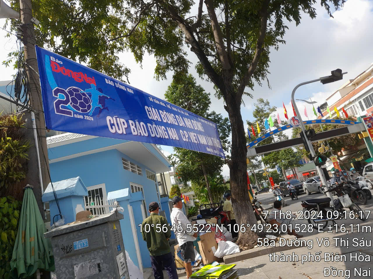Thi công treo băng rôn quảng cáo - Quảng Cáo NTCO - Công Ty Cổ Phần Tập Đoàn Nguyễn Thiện